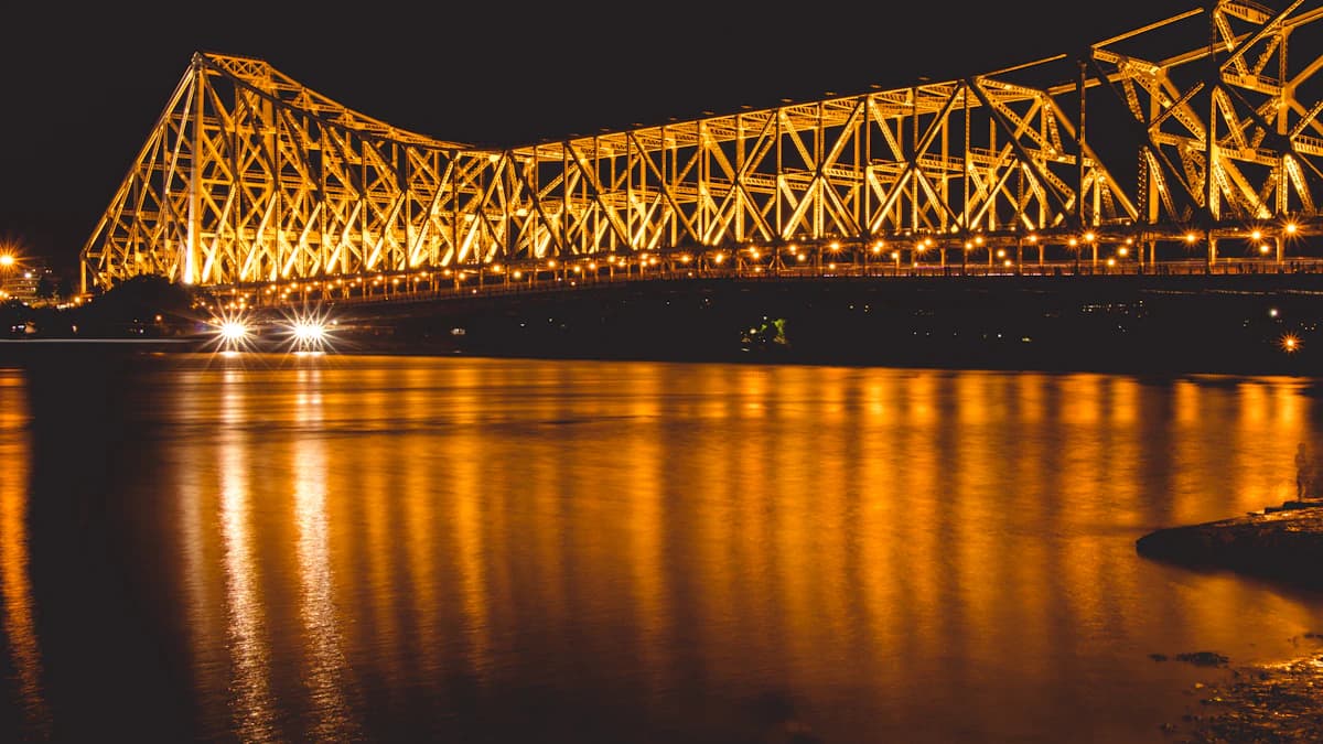 West Bengal skyline representing Kolkata commercial hub and IT corridor